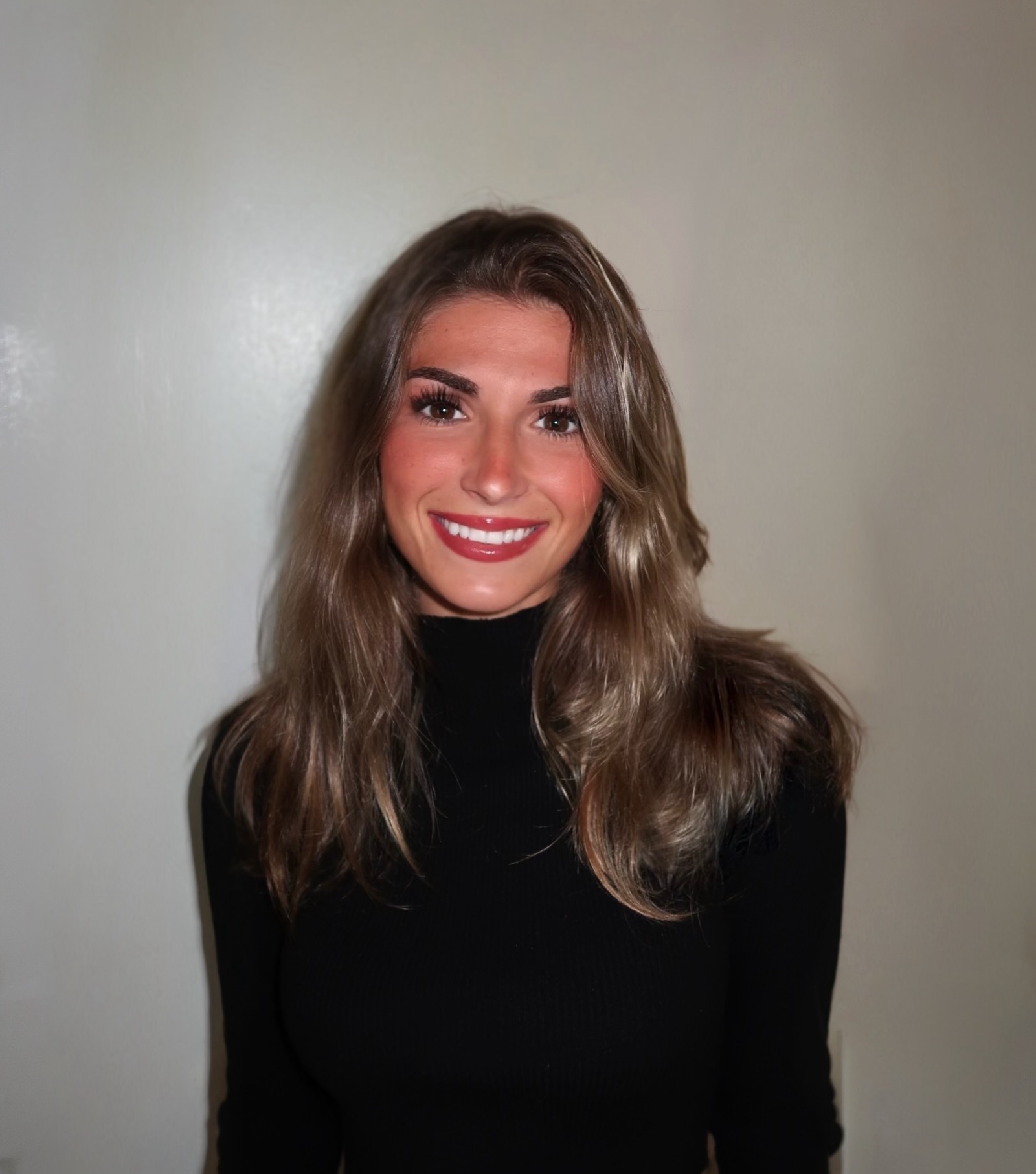 Facetune_14-05-2025-18-48-15