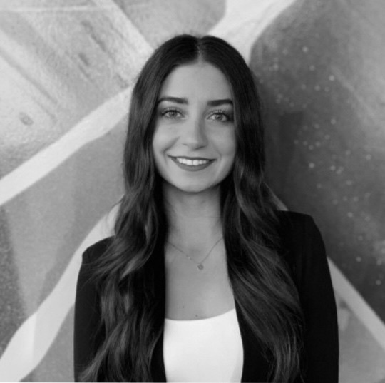 Laura Fodor<br>Psychotherapist