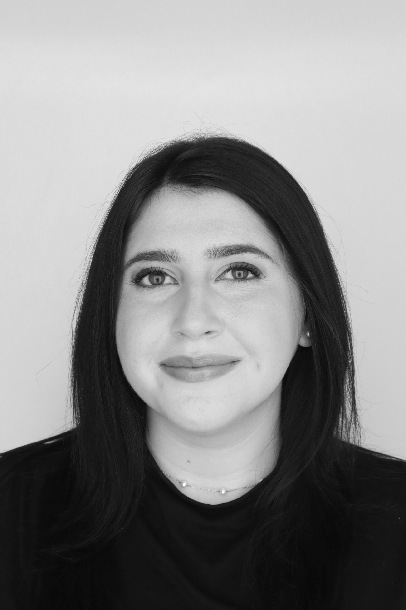 Elaina Kokinakos<br>Psychotherapist